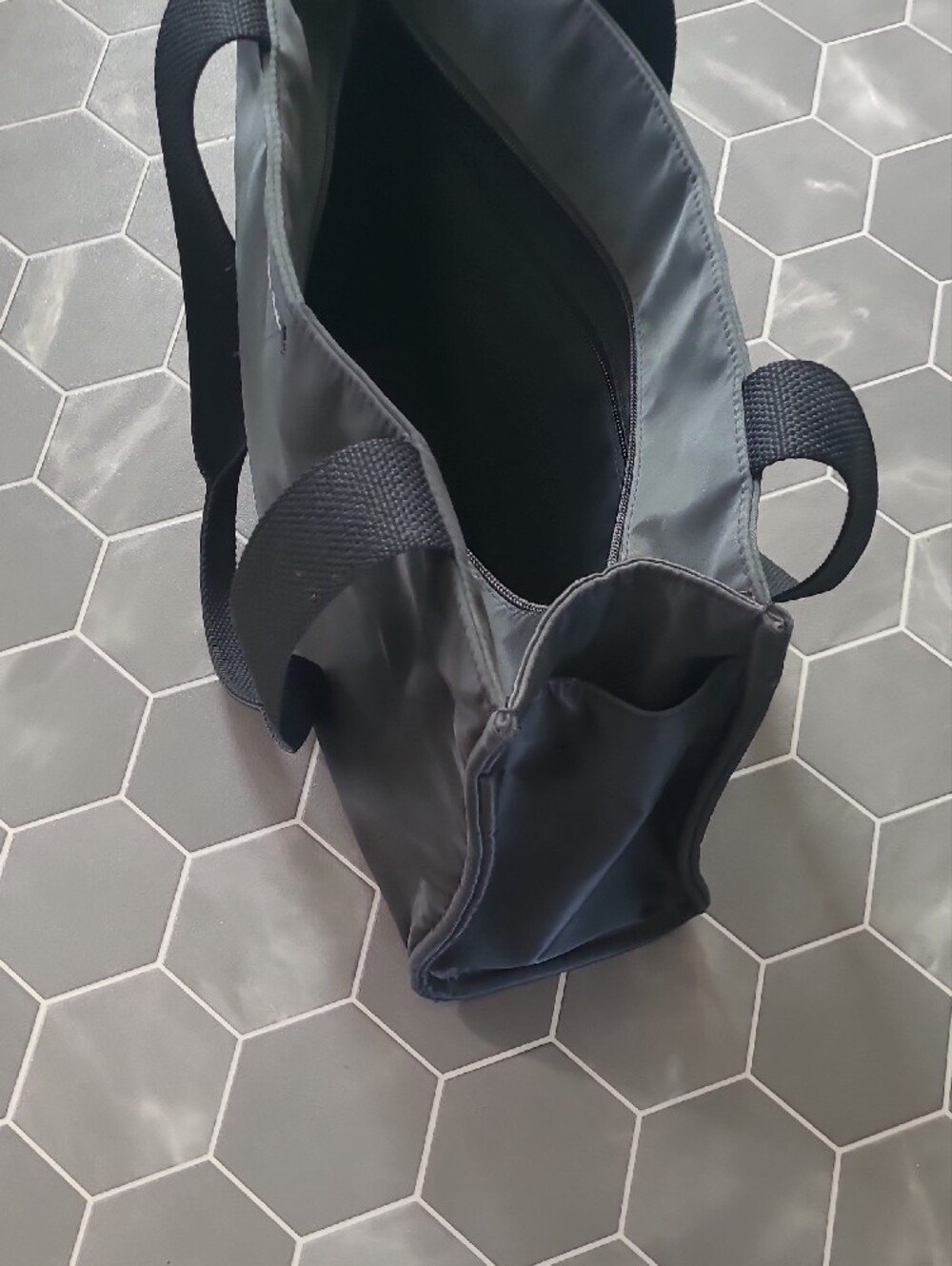 Men Bags Subcategory Identification - Picture 8 of 8